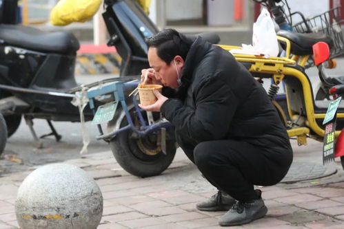 郑州恢复生产生活秩序第一天,早起出门的人都去干啥了