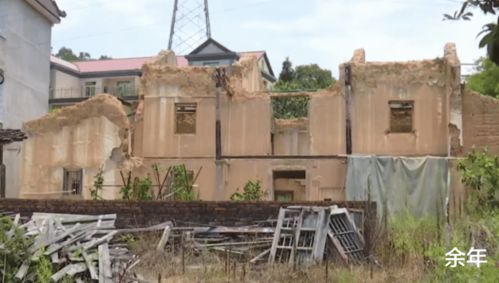 自食恶果 福建农村建房被邻居断路,房子拆了一半傻了眼