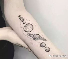 星球纹身 星球主题元素的纹身图案