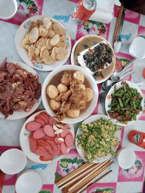 江苏家常菜：味觉的盛宴，情感的寄托