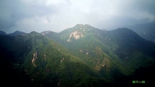 无人机航拍广西深山风景,看这崎岖的山路,进去都怕迷路你敢去吗 