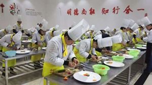 厨师学厨师的学校：打造专业厨师的摇篮