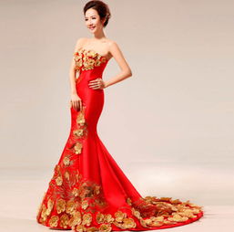 红色婚纱礼服怎么搭配 红色婚纱礼服搭配要注意什么
