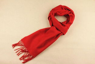 关于红色围巾的诗句