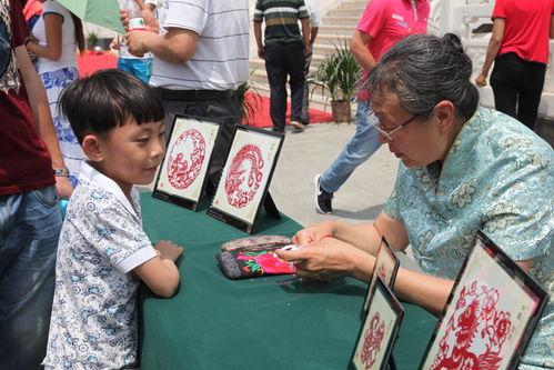 关于潍坊民俗的诗句