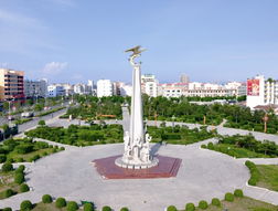 朝鲜与中国哪个省接壤,与朝鲜隔海相望的城市？