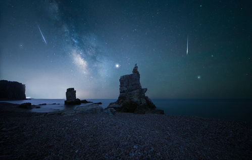 流星划落