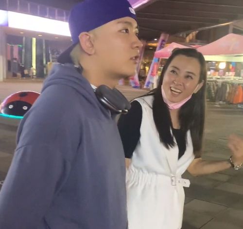 变形计 李勒优婚纱照被疯传,崔妈崔晋看着难受,几辈子的缘分