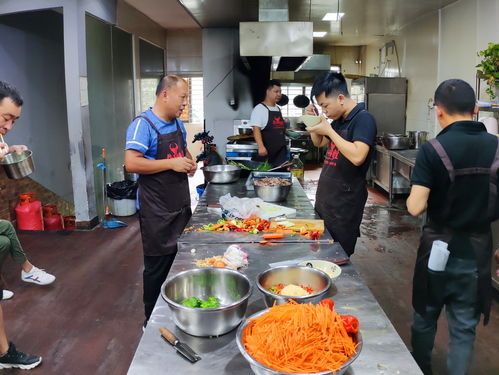 想吃牛开得胜牛肉汤不用出去买了,配方和做法都告诉你,学会可以摆摊了