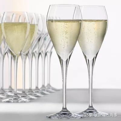 表情 葡萄酒酒杯的分类及介绍,懂酒识杯有排面 知乎 表情 