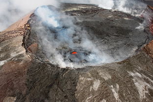 解读〈富士山下〉背后的故事，富士山下背后的故事是什么