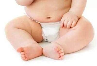 刚出生的宝宝肚脐怎么护理 许多新手父母不懂,早点明白娃少受罪