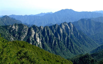 秦岭旅游必去景点推荐,秦岭，作为中国的一条重要山