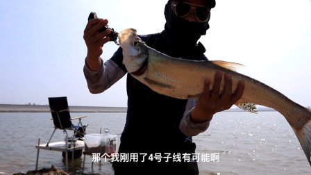 钓鱼维 3米水深钓翘嘴,钓底还是钓浮 