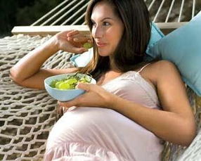 孕妇梦见吃饭,健康会出现问题 6