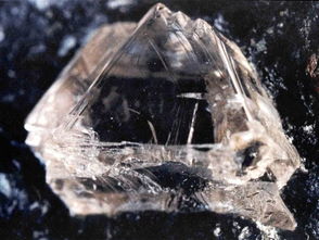 钻石是怎么形成的,钻石的神秘起源：地球
