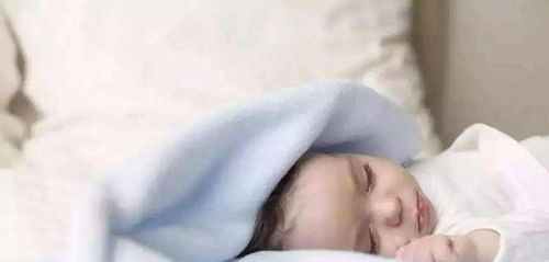 你观察过宝宝睡觉吗 4个小动作是聪明的表现