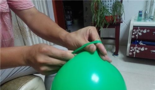 大圆气球怎么弄好看(圆气球怎么打结方法)(圆气球怎么布置好看简单视频)