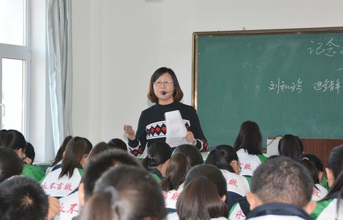 公办幼师学校的老师,公办幼儿园老师属于事业编吗