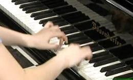 初学者怎么学钢琴