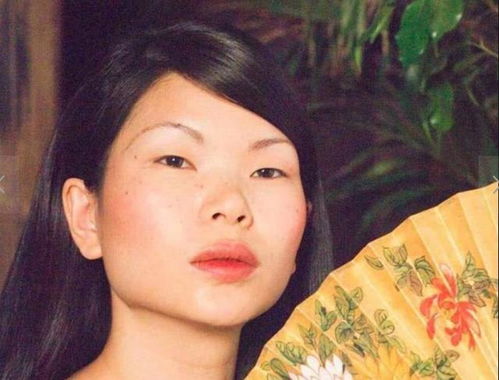 中国 最丑 超模吕燕,嫁入法国豪门,7岁混血儿子颜值真高