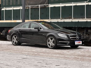 猩式车评:奔驰CLS63AMG(2011款),奔驰CLS63 AMG：豪华尊贵与动感激情的完美结合-第3张图片