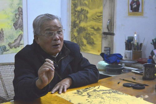 艺术永流传 皇塘耄耋老人绘就8米长卷泥金画