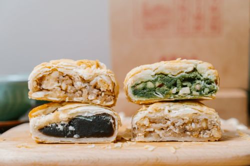 大隐于世的 中华名饼 老牌新品 在阿拉徐汇的月饼大战中,你pick哪一款