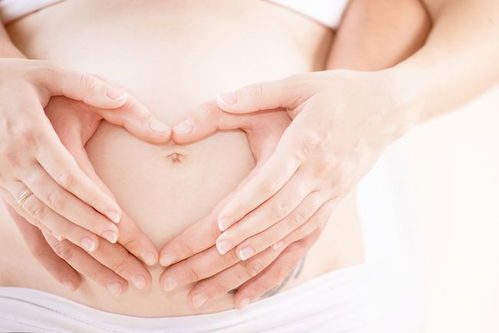 孕中期常见的漏羊水现象,是哪些原因引起的 孕妇应该怎么处理
