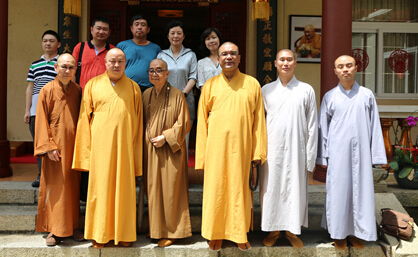 香港宝莲禅寺方丈智慧长老一行到弘法寺参访