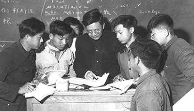110周年诞辰 一起缅怀中国的爱因斯坦 人民数学家华罗庚