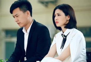 最近靳东主演的电视剧有哪些,《底线》《底线》是2022年播出的法治题材电视剧,讲述法院调查组的故事