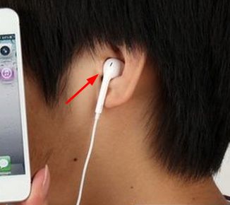 苹果耳机怎么戴法图解 