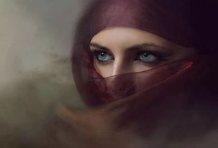 神秘的面纱下,透彻心底之美的阿拉伯女郎
