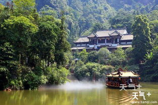 崇州旅游景点有哪些,崇州旅游景点导览：自然风光、文化古迹与休闲胜地