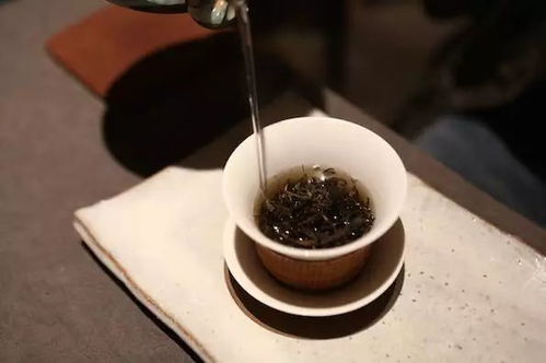 存茶好还是存酒好