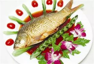 曾经发生因吃鱼虾类食物引起过皮肤过敏性症状的人士,不宜吃鱼