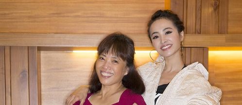 蔡依林父母离婚后,父亲重组家庭生下混血儿子,姐弟差距35岁