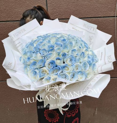 蓝色玫瑰的花语是啥,蓝色玫瑰的花语是什么