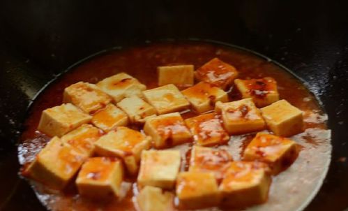 四川名菜麻婆豆腐做法很简单,麻辣够味让你食欲大增