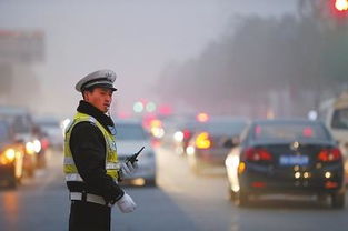 雾霾天几级预警可放假,由于雾霾北京／各个工地停工几天？什么时候放假？