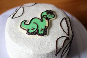 恐龙蛋糕的做法,大树下的恐龙蛋糕怎么做好 