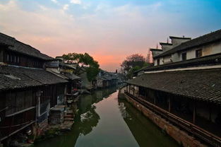南京到乌镇旅游,标题：南京至乌镇之旅：探寻江南水乡的独特魅力