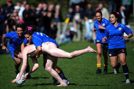 新西兰举办裸体橄榄球比赛 0 0 