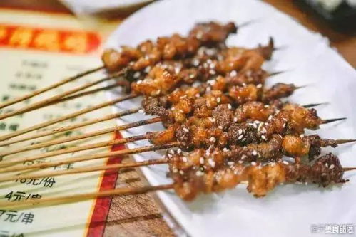 云南地摊小吃：独特的美食文化，让味蕾