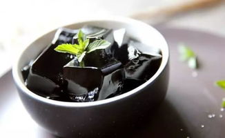 椰果不是椰肉做的 仙草是草做的 这应该是最全的奶茶加料说明了