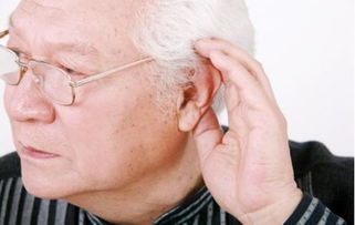 戴一只助听器就足够了吗