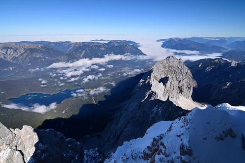 巴伐利亚 楚格峰 德国最高那抹山脊雪线(德国eibsee徒步免费停车场)