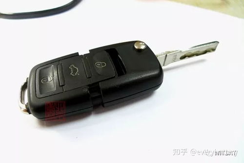 威驰汽车钥匙更换电池(19款丰田威驰车原车钥匙怎么更换电池)