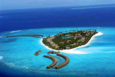 马尔代夫莉莉岛和中央岛一次探索完美的海洋世界（马尔代夫丽世岛）